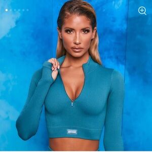 Bo + Tee Crop Top NWOT